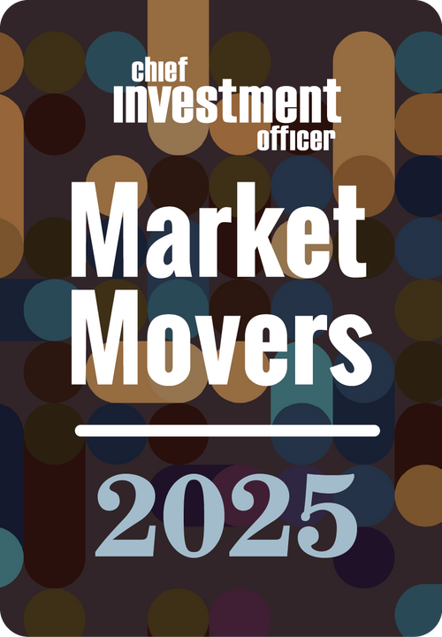 Logo: 2025 CHIEF INVESTMENT OFFICER Market Movers Desk Plaque